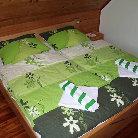 Peternelj * Davča